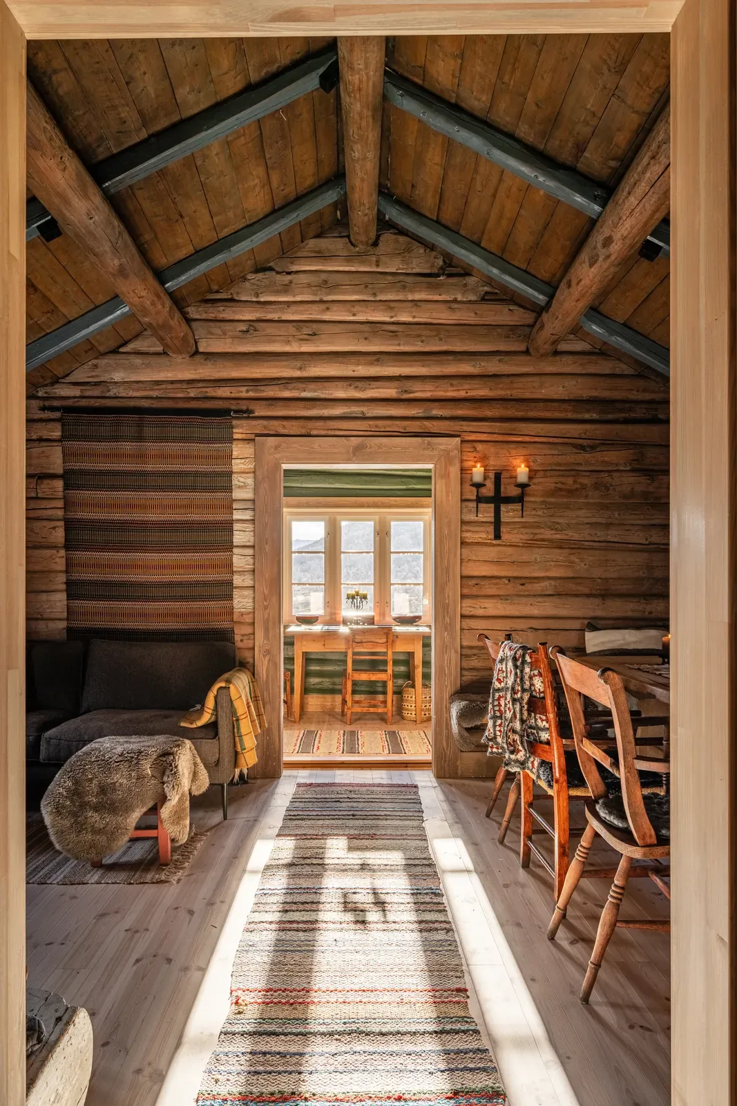 Restored mountain farmhouse in Grøndalen